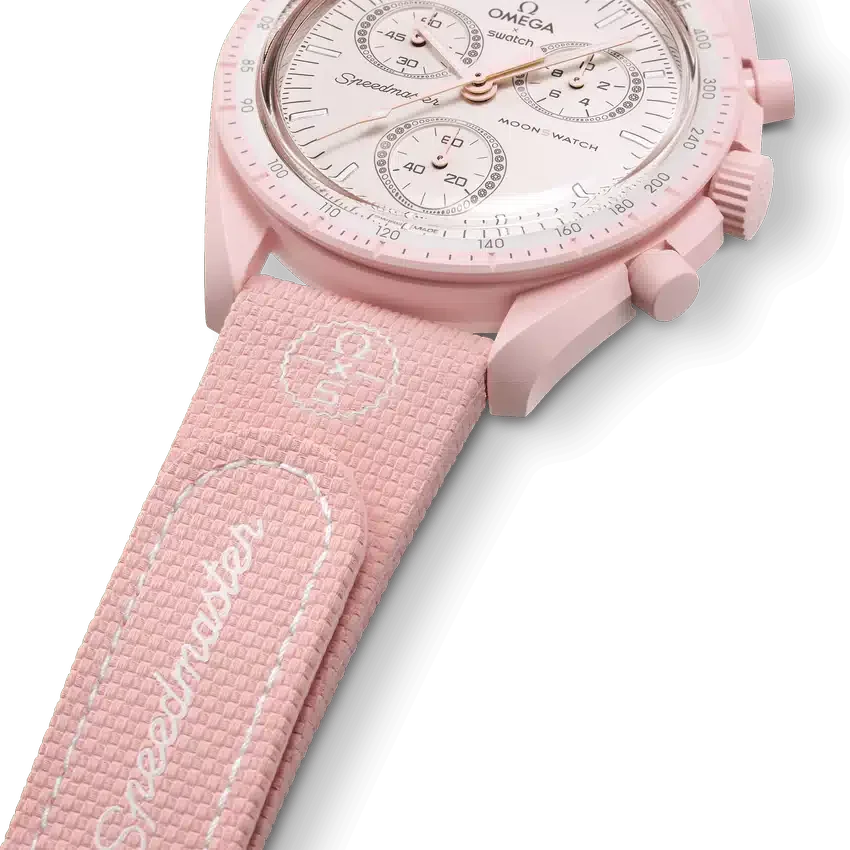 MoonSwatch de caucho rosa claro/blanco