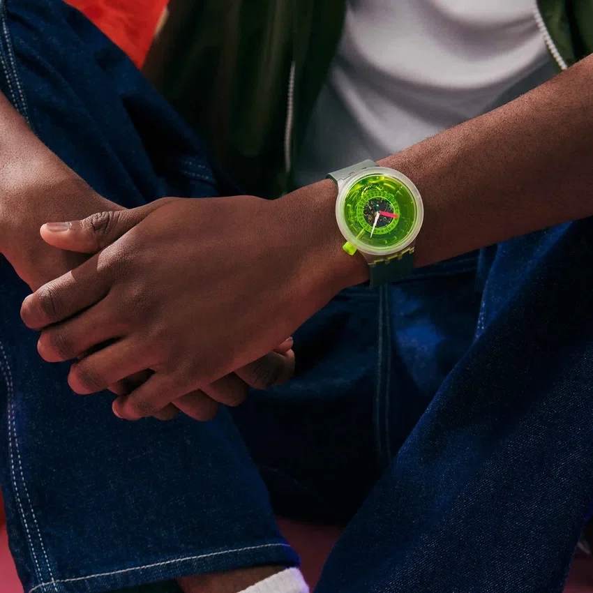 Swatch deslumbrado por el Neon